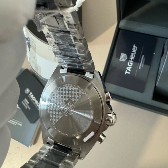 Authentic TAG Heuer Formula 1 Quartz Chronograph DialMen's Watch CAZ1011.BA0842 - Picture 4 of 8